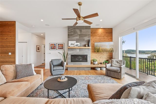 505 Michelle Drive, Camano Island, WA 98282