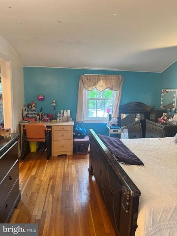 9104 8TH ST, Lanham, MD 20706