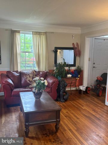 9104 8TH ST, Lanham, MD 20706