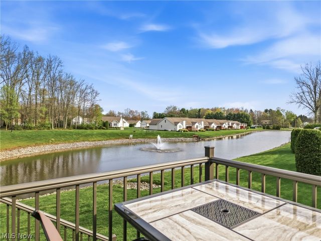 57 Timber Lake Drive, Hubbard, OH 44425