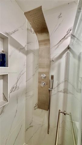 1800 SW 87th Ave, Miami, FL 33165