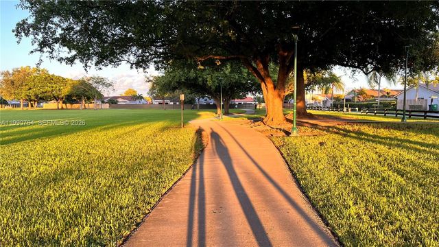 1800 SW 87th Ave, Miami, FL 33165