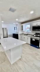 1800 SW 87th Ave, Miami, FL 33165