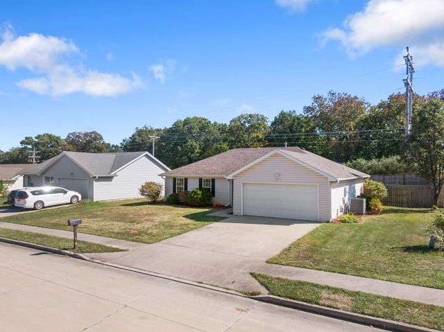 576 E CLEARVIEW DR, Columbia, MO 65202
