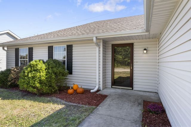 576 E CLEARVIEW DR, Columbia, MO 65202