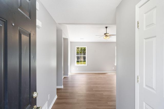 576 E CLEARVIEW DR, Columbia, MO 65202