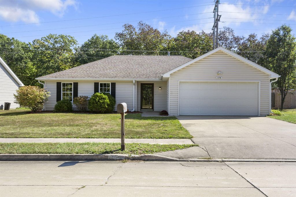 576 E CLEARVIEW DR, Columbia, MO 65202