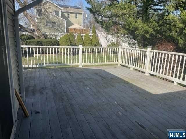 263 Phelps Avenue, Bergenfield, NJ 07621