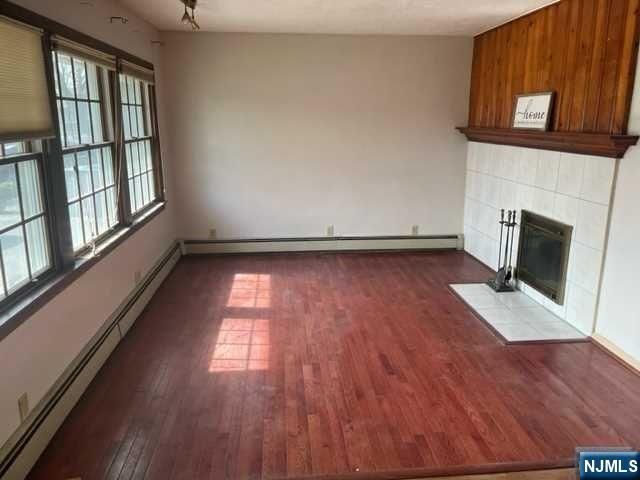 263 Phelps Avenue, Bergenfield, NJ 07621