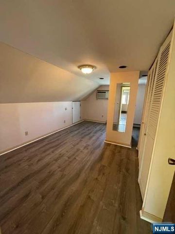 263 Phelps Avenue, Bergenfield, NJ 07621