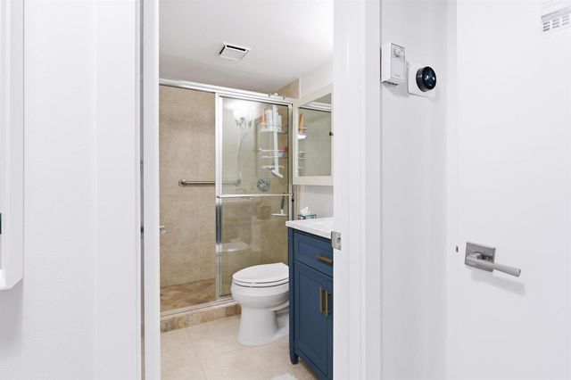 5800 Camino Del Sol Apt 106, Boca Raton, FL 33433