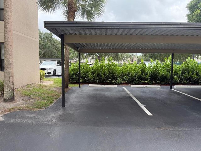 5800 Camino Del Sol Apt 106, Boca Raton, FL 33433