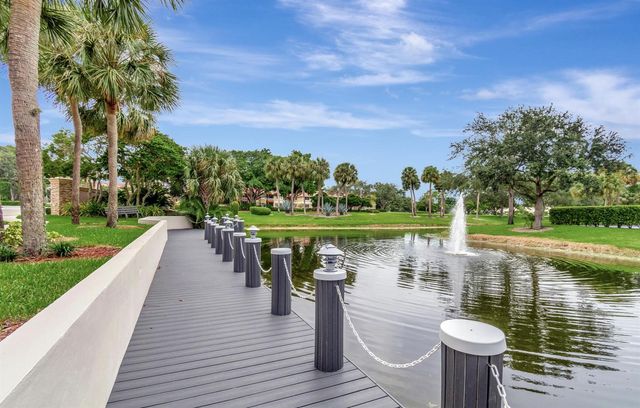 5800 Camino Del Sol Apt 106, Boca Raton, FL 33433