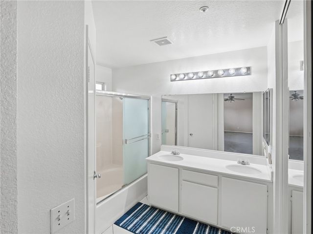 15689 Swan Rd, Fontana, CA 92337