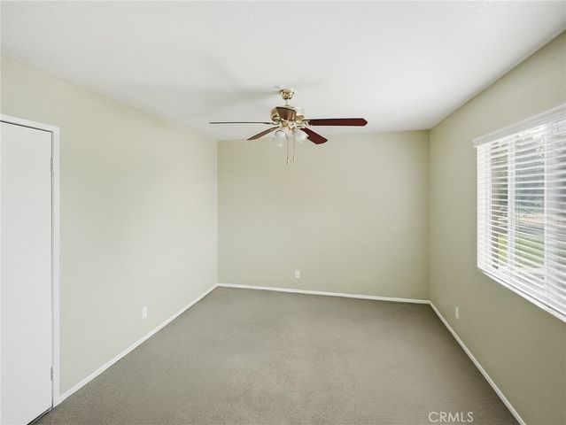 15689 Swan Rd, Fontana, CA 92337