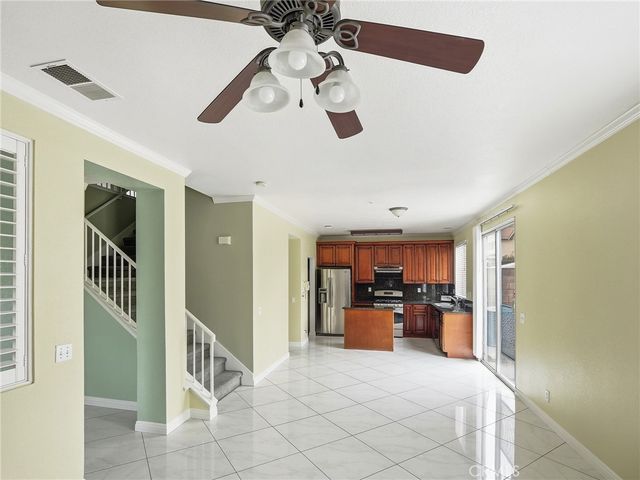 15689 Swan Rd, Fontana, CA 92337