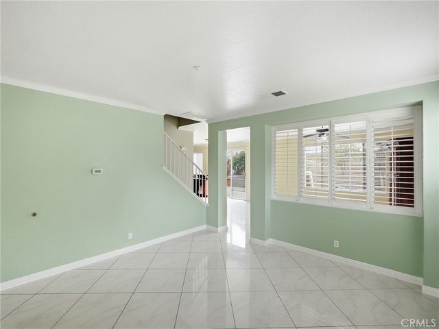 15689 Swan Rd, Fontana, CA 92337