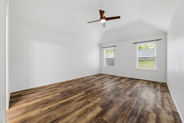 2312 Wakecrest Drive, Fort Worth, TX 76108