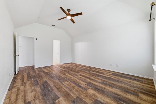 2312 Wakecrest Drive, Fort Worth, TX 76108