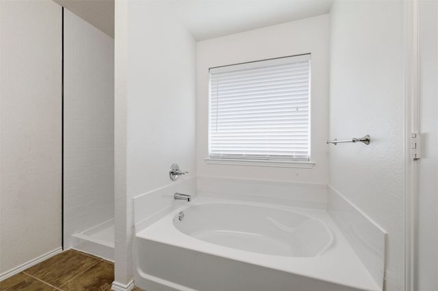 2312 Wakecrest Drive, Fort Worth, TX 76108