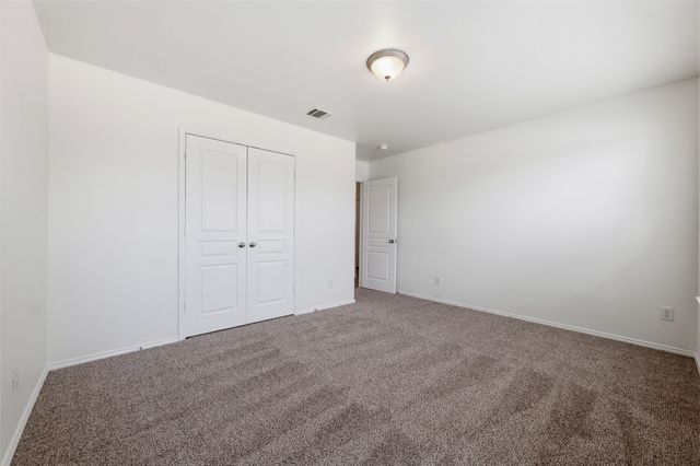 2312 Wakecrest Drive, Fort Worth, TX 76108