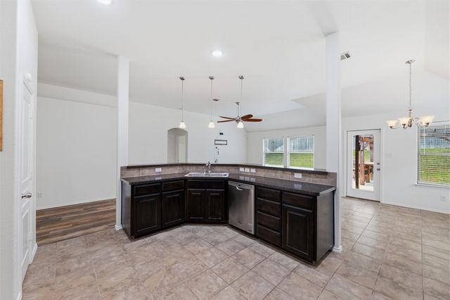 2312 Wakecrest Drive, Fort Worth, TX 76108