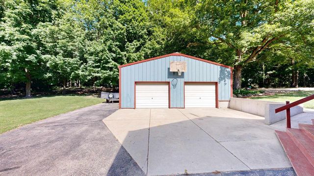 N2310 Wenham Road, Fort Atkinson, WI 53538