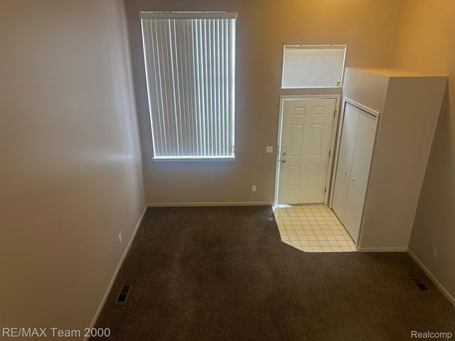 38 GEORGETOWN, Dearborn, MI 48126