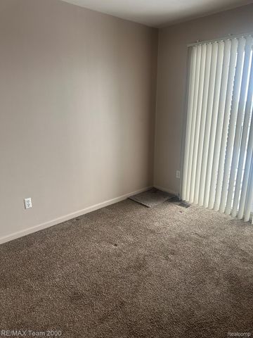 38 GEORGETOWN, Dearborn, MI 48126