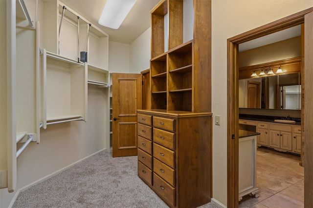 3904 Creek Bend Road, Edmond, OK 73003