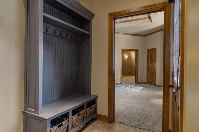 3904 Creek Bend Road, Edmond, OK 73003