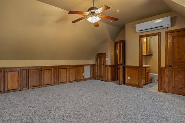 3904 Creek Bend Road, Edmond, OK 73003
