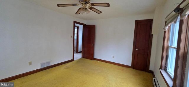 411 KERFOOT AVE, Front Royal, VA 22630