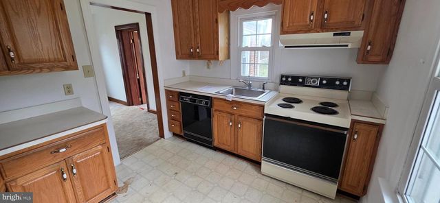 411 KERFOOT AVE, Front Royal, VA 22630