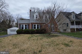 411 KERFOOT AVE, Front Royal, VA 22630