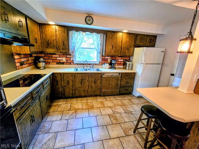 108 Theresa Drive, Weirton, WV 26062