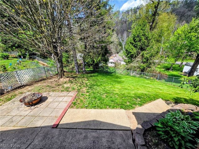 108 Theresa Drive, Weirton, WV 26062