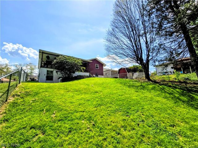 108 Theresa Drive, Weirton, WV 26062