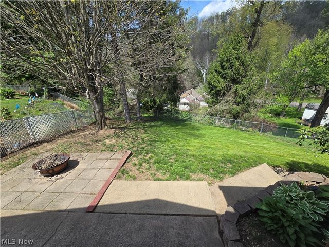 108 Theresa Drive, Weirton, WV 26062