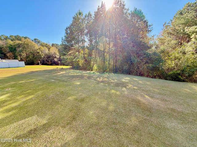 2917 Laurel Ridge Lane, Kinston, NC 28504