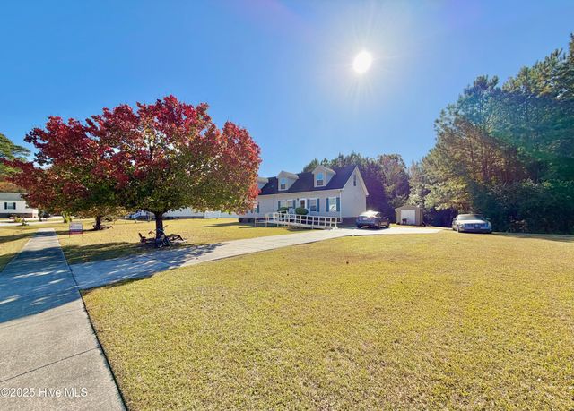 2917 Laurel Ridge Lane, Kinston, NC 28504
