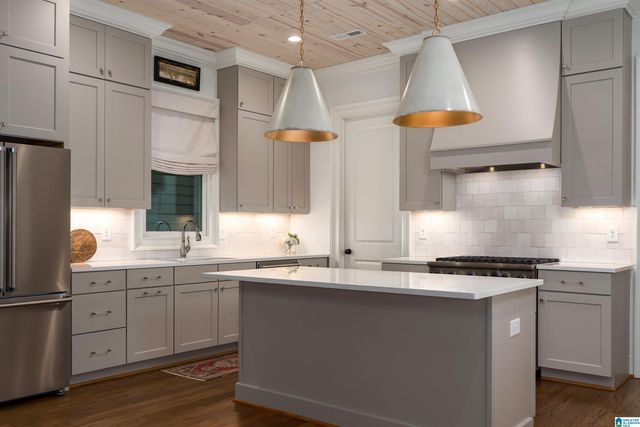 3783 FAIRHAVEN DRIVE, Vestavia Hills, AL 35223