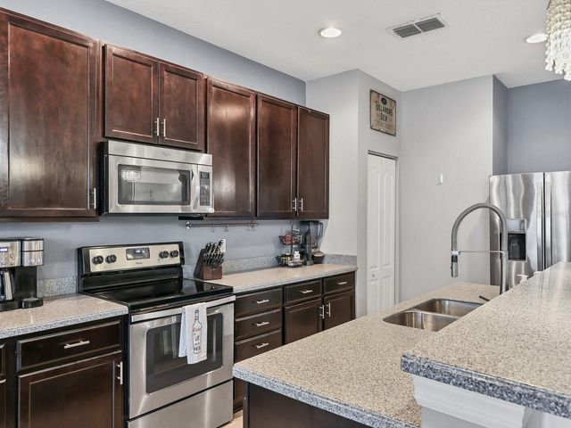 6307 4TH STREET E, Bradenton, FL 34203