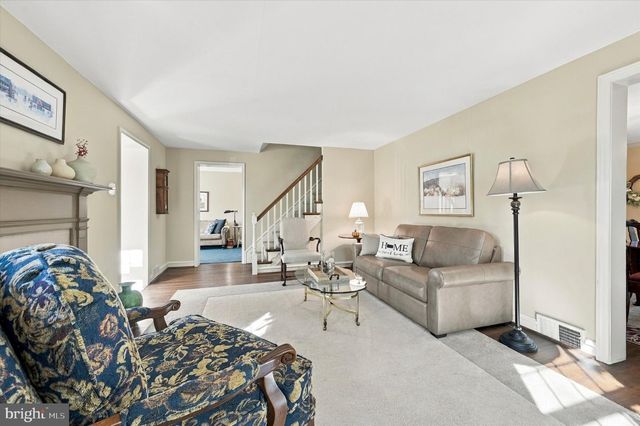 1259 ROSEMONT LN, Abington, PA 19001