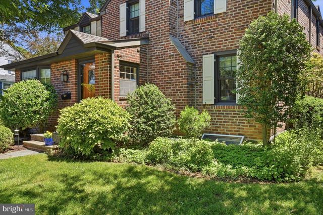 1259 ROSEMONT LN, Abington, PA 19001