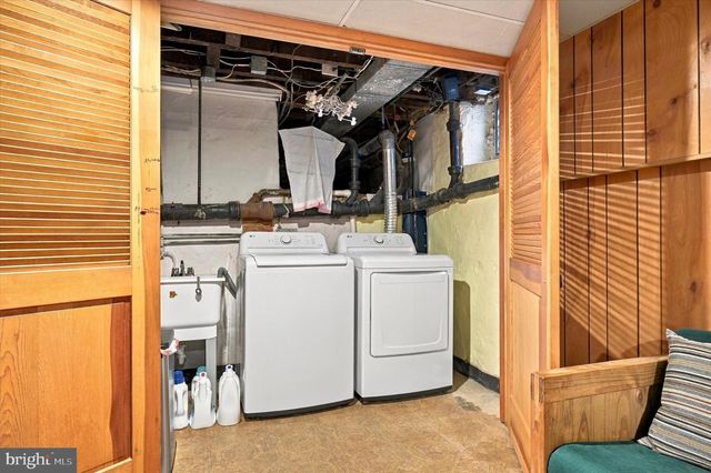 1259 ROSEMONT LN, Abington, PA 19001