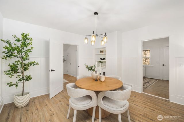 3443 21st Avenue W, Seattle, WA 98199