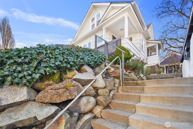 3443 21st Avenue W, Seattle, WA 98199