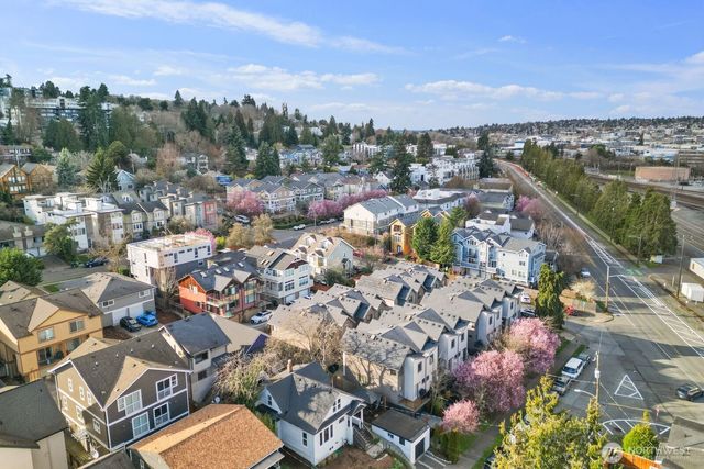 3443 21st Avenue W, Seattle, WA 98199