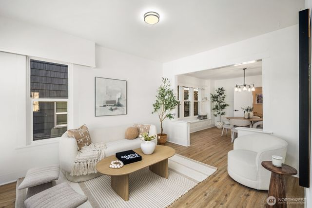 3443 21st Avenue W, Seattle, WA 98199